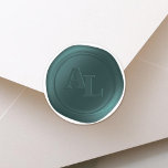 Adesivo Redondo Vinhetas de Casamento de Monograma de Seal de Teal<br><div class="desc">Os adesivos de Casamento de Monograma de Seal de Teal Escuro usam uma fonte de serifa linda e duas letras iniciais. Estes adesivos usam o primeiro nome do casal de casamento. Use os adesivos Monogramo Faux Wax Seal para o toque perfeito para salvar as datas, os convites para casamento ou...</div>