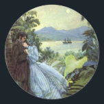 Adesivo Redondo Vintage Love and Romance, visão tropical romântica<br><div class="desc">Ilustração de safra design de amor vitoriano e romance com um casal jovem abraçando-se sob palmeiras à luz de uma lua de cheio. Um navio está no porto marítimo e nas montanhas à distância.</div>