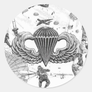 Adesivo Redondo Voando Por Todo O Caminho!