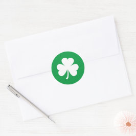 Adesivo Redondo White Shamrock sobre o Dia de São Patrício verde i
