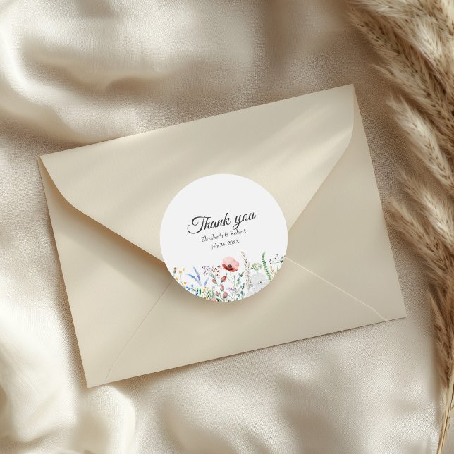 Adesivo Redondo Wildflower Meadow Weding Obrigado Sticker (Wildflower Meadow Wedding Thank You Sticker on an elegant wedding envelope.)