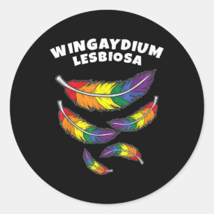 Adesivo Redondo Wingaydium Lesbiosa _ Suporte Lgbtq Para Gay E L