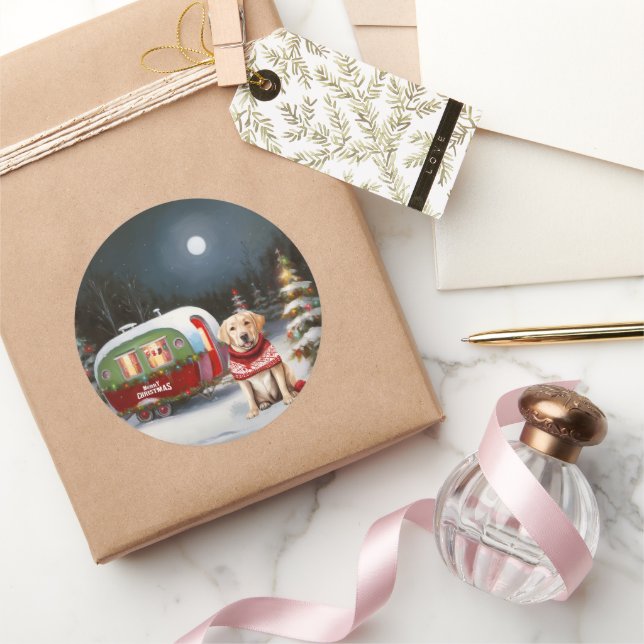 Adesivo Redondo Winter Labrador Caravan Christmas Adventure (Presentear)