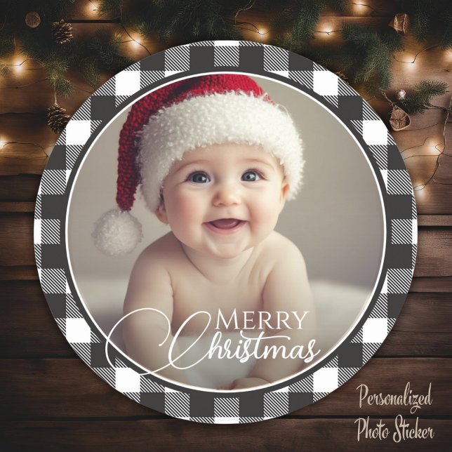 Adesivo Redondo Xadrez de Buffalo Rustic Foto de Natal Feliz (Rustic Buffalo Plaid Merry Christmas Photo Classic Round Sticker)