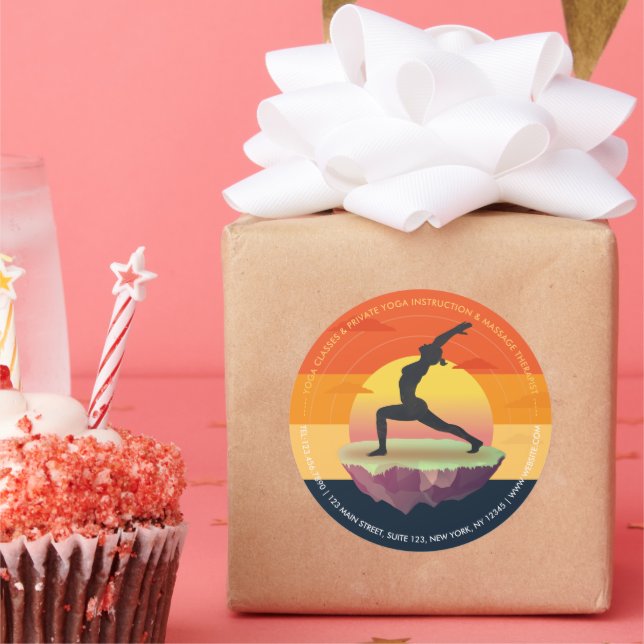 Adesivo Redondo Yoga Instrutor Meditation Pose Sun Flying Island (Festa)