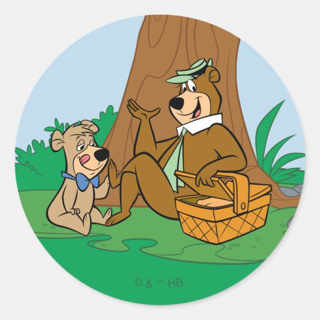 Adesivo Redondo Yogi Bear e Boo Picnic Snack (Frente)