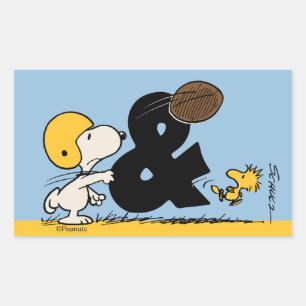 Adesivo Retangular Amendoins   Futebol Snoopy & Woodstock