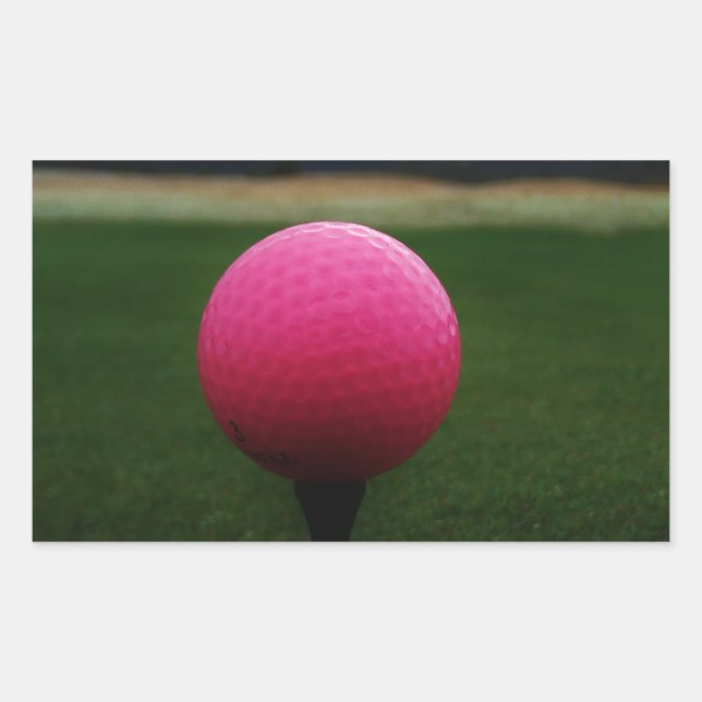 Adesivo Retangular Bola de Golfe Rosa em campo de golfe na montanha (Frente)