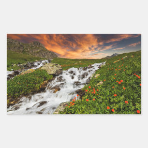 Adesivo Retangular Cachoeira nas montanhas com flores