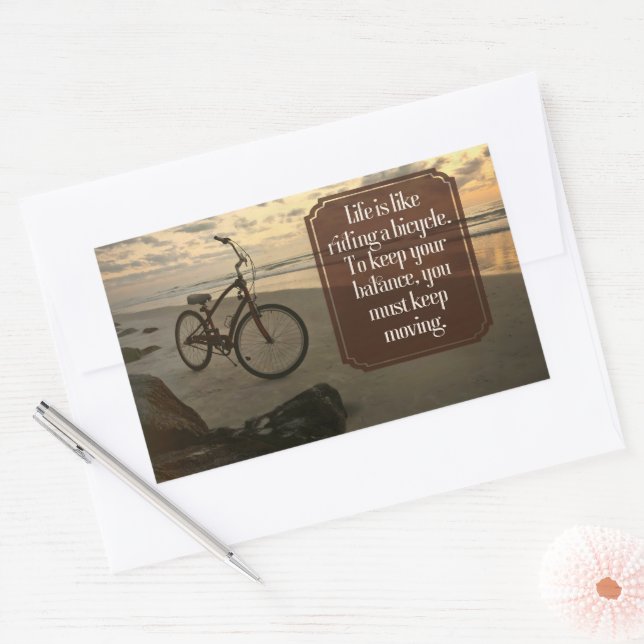 Adesivo Retangular Citação Inspiracional "Andando uma bicicleta" (Envelope)