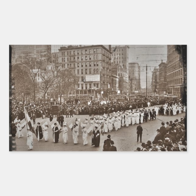 Adesivo Retangular Desfile de sufrágio feminino de 1912 (Frente)