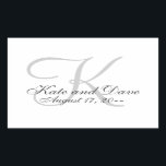 Adesivo Retangular Favor de Casamento do Monograma Elegante<br><div class="desc">Simplicidade no seu melhor. Design elegante e sofisticado. 3d Monograma para sua graduação,  aniversário ou festa de casamento. Monogramas,  texto,  datas e nomes de casais são fáceis de mudar para atender às suas necessidades. Adicione uma cor ou imagem de fundo ao seu gosto pessoal. Você decide. Seu design.</div>