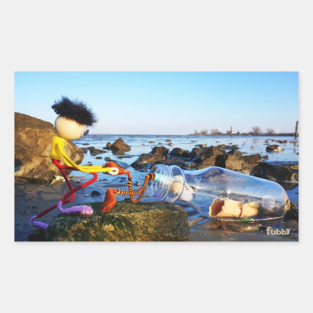 Adesivo Retangular Fubby met flessenpost aan de kust. (Frente)