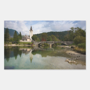 Adesivo Retangular Lago Bohinj e igreja, vinheta retangular Eslovênia