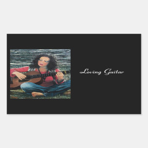 Adesivo Retangular Mulher Tocando Música Com Violão Acústico