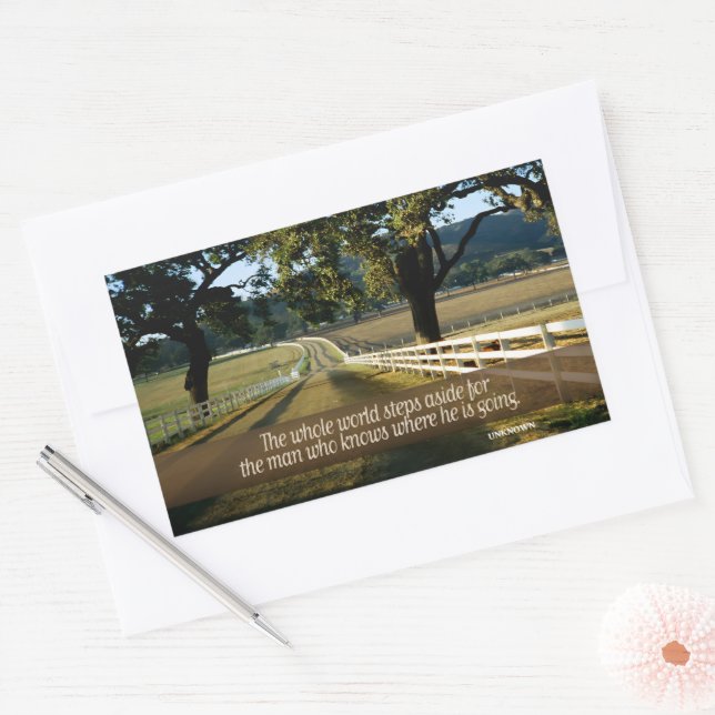 Adesivo Retangular "O mundo se afasta" Citação Inspiracional (Envelope)