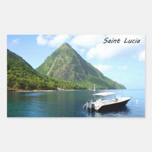 Adesivo Retangular Um barco rápido em frente aos Pitons em Santa Lúci