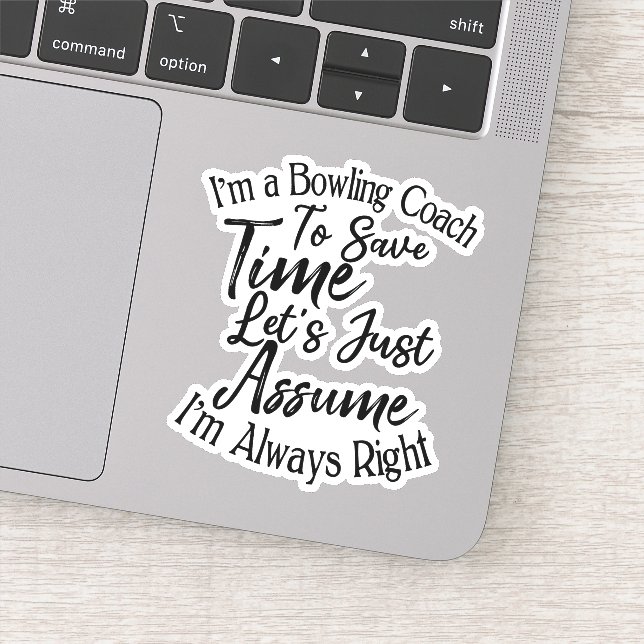 Adesivo Sou treinador de Boliches para economizar Vamos de (Detalhe)