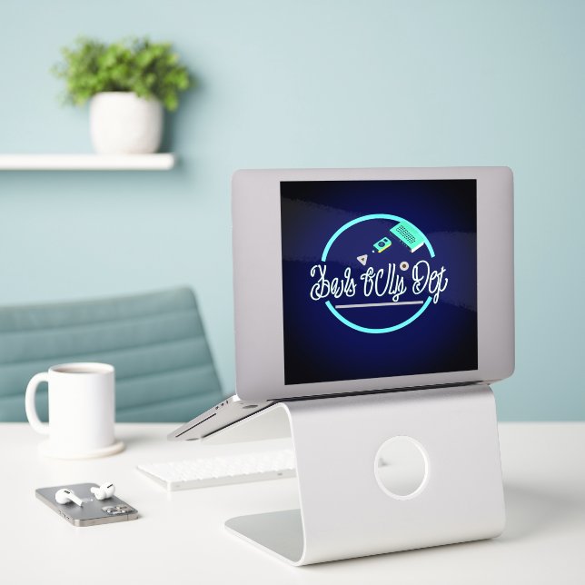 Adesivo Tecnologia feroz Arte Grande 8"x8 (Laptop na mesa)