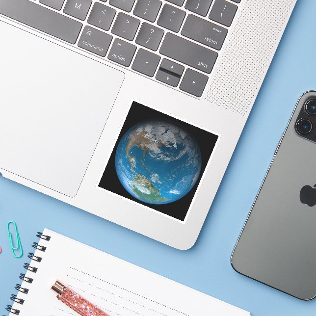 Adesivo Terra De cheio Com A América Do Norte E Do Sul. (Notebook com iPhone)