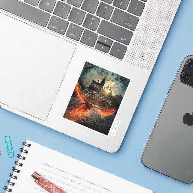 Adesivo The Secrets of Dumbledore Theatrical Poster (Notebook com iPhone)