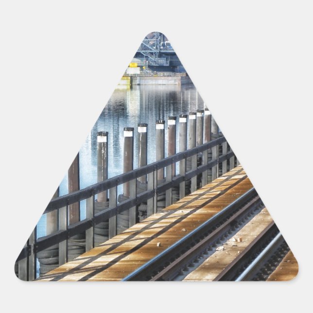 Adesivo Triangular bronx cidade de nova york edifícios rio (Frente)