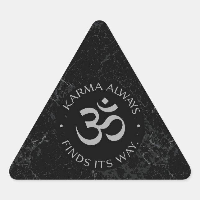 Adesivo Triangular Design de Karma Om espiritual - Coleção de Mentidã (Frente)