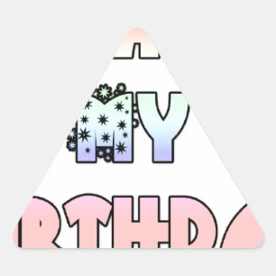 Adesivo Triangular Hakuna Matata Gifts Hoje é meu aniversário.png