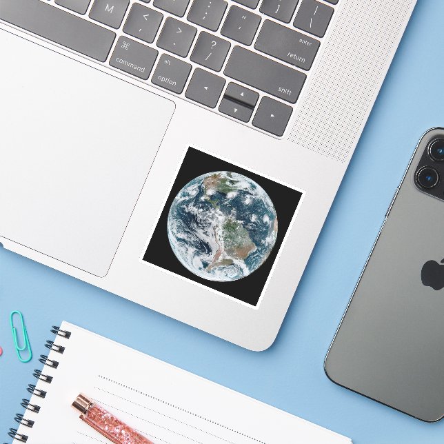 Adesivo Uma Cadeia De Ciclones Tropicais (Notebook com iPhone)