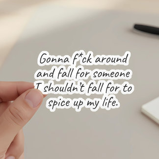 Adesivo Vai Cair pela Pessoa Errada - Humor Espicante