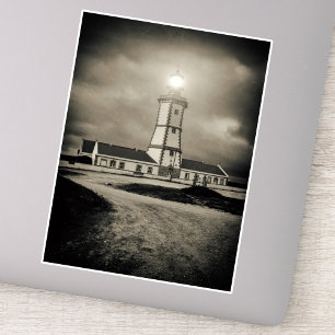 Adesivo Velho farol em uma noite de tempestade