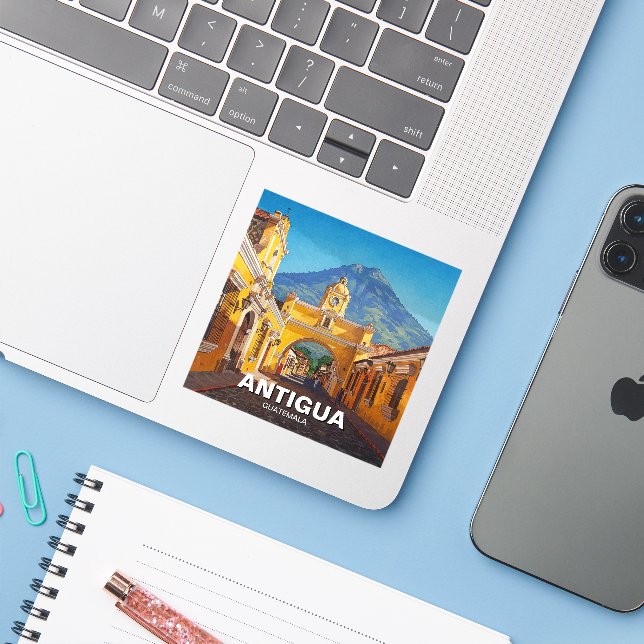 Adesivo Viagem de Antígua Guatemala (Notebook com iPhone)