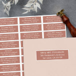 Adesivo Visitantes de casamento simples endereço 27 rótulo<br><div class="desc">Estas etiquetas de endereço de convidado de casamento fáceis de personalizar são perfeitas para a sua papelaria de casamento minimalista moderna. Esses adesivos podem ser usados para notas de obrigado, salvas as datas, convites e muito mais. Um nome e endereço de convidado diferentes podem ser impressos em cada um dos...</div>