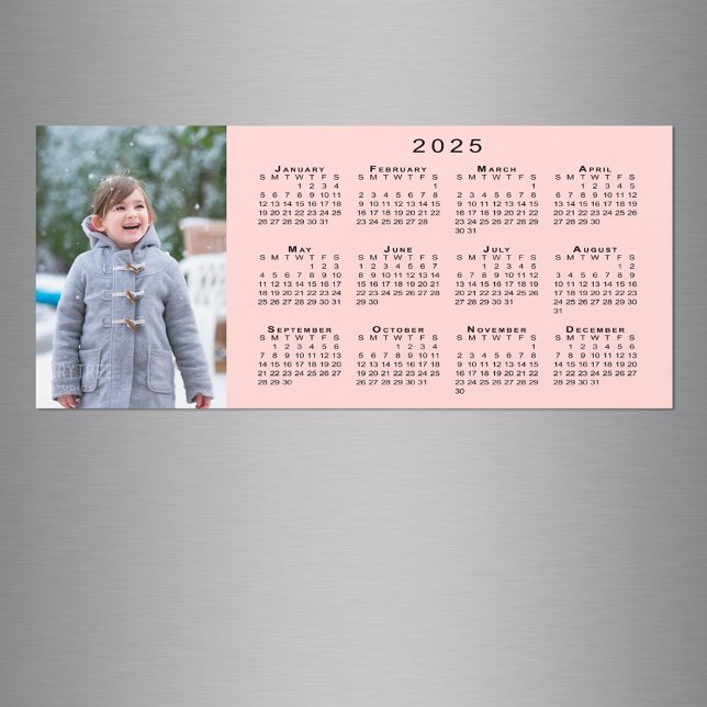 Adicione seu Calendário de Foto 2025 no Coral Pink (Add Your Photo 2025 Calendar on Coral Pink Magnet in situ)