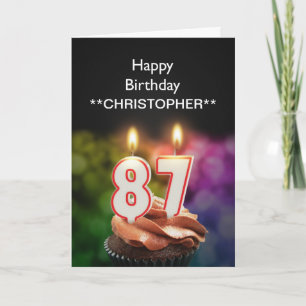 Adicione um nome a estas velas de cartão de aniver