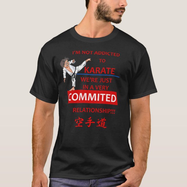 Adoramos KARATE! ADDICADO! Camiseta (Frente)