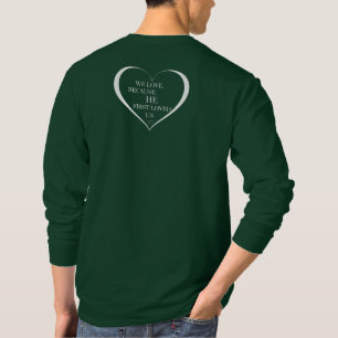 Adoramos porque a camisa de manga longa dos homens
