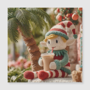 Adorável Elfo de Natal Tricotado Bebendo Café Gela