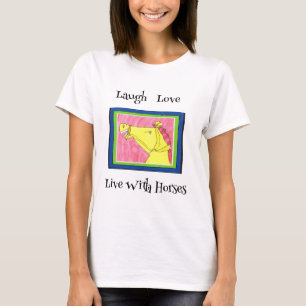 Adoro camiseta de cavalos com um design bonitinho.