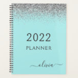 Agenda 2022 Monograma em Brilho Azul Água Prateado<br><div class="desc">Caderno Espiral com Monograma em Brilho Azul Água Prateado 2022. Este é o presente perfeito para aniversário de 16 anos,  casamento,  chá de noiva,  aniversário de casamento,  chá de bebê ou despedida de solteira para alguém que ama luxo e estilos chiques.</div>