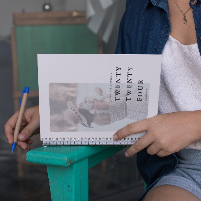 Agenda Ano de Tipografia de Foto Mínima (Criador carregado)