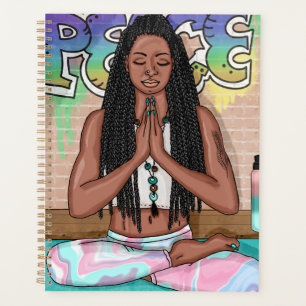Agenda Arte Urbana   Mulher Bonito que faz meditação