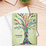 Agenda Árvore da Vida Colores do Arco-Íris Nome Personali<br><div class="desc">Este Planeador único é decorado com um mosaico arco-íris colorido Árvore da Vida em um fundo verde-claro. O design original foi feito com pequenos pedaços de vidro de cor clara. Personalize-o com seu nome e ano. Mosaico original © Michele Davies.</div>