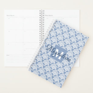 Agenda Azul Poeira e Renda Branca de Damasco com Monogram