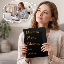 Agenda Black gold motivational quote 2026