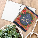 Agenda Bonito Família Floral Cheia Trabalho de arte de In<br><div class="desc">Este bonito planejador personalizável floral da Família Inspirivity é a forma perfeita de se manter organizado todos os dias. O trabalho de arte de cor e inspiração faz um presente personalizado de excelente para a família, amigos, colegas de trabalho ou professores. Arranja um para si para se organizar o ano...</div>