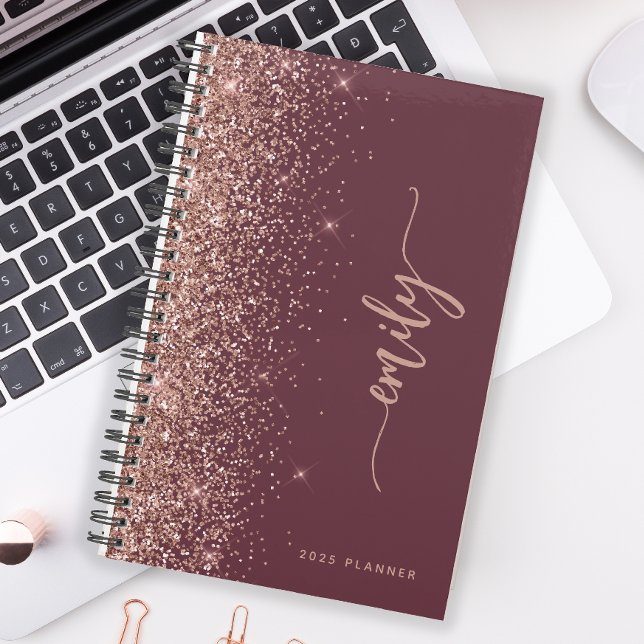 Agenda Burgundy Personalizado 2025 com Brilho em Rose Gol (Criador carregado)