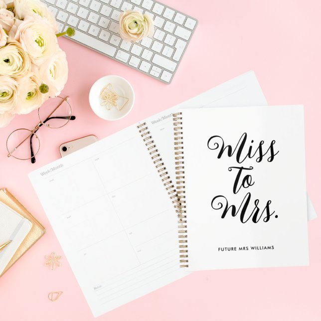 Agenda Caderno de Planejamento de Casamento Simples Miss  (miss to mrs wedding planner notebook, modern elegant simple script )