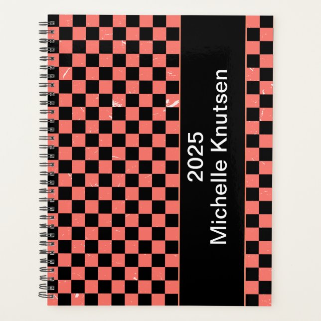 Agenda Checkerboard rosa e preto personalizado 2025 (Frente)