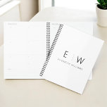 Agenda Clássico Elegante Moderno Monograma<br><div class="desc">Alcançar a organização e o estilo em sintonia com nosso Clássico e Elegante Planeador de Monogramas Moderno Minimalista. Este planejador meticulosamente projetado combina perfeitamente a sofisticação do eterno com o minimalismo contemporâneo, fazer-o como uma ferramenta essencial para ficar no topo da sua agenda. Feito com precisão e atenção aos detalhes,...</div>